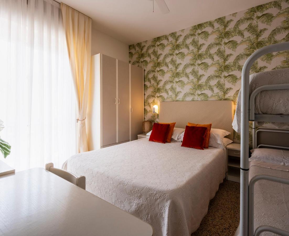 Hotel Maarea Milano Marittima Esterno foto