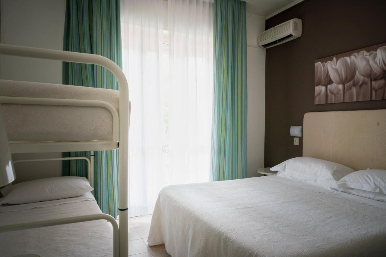 Hotel Maarea Milano Marittima Esterno foto