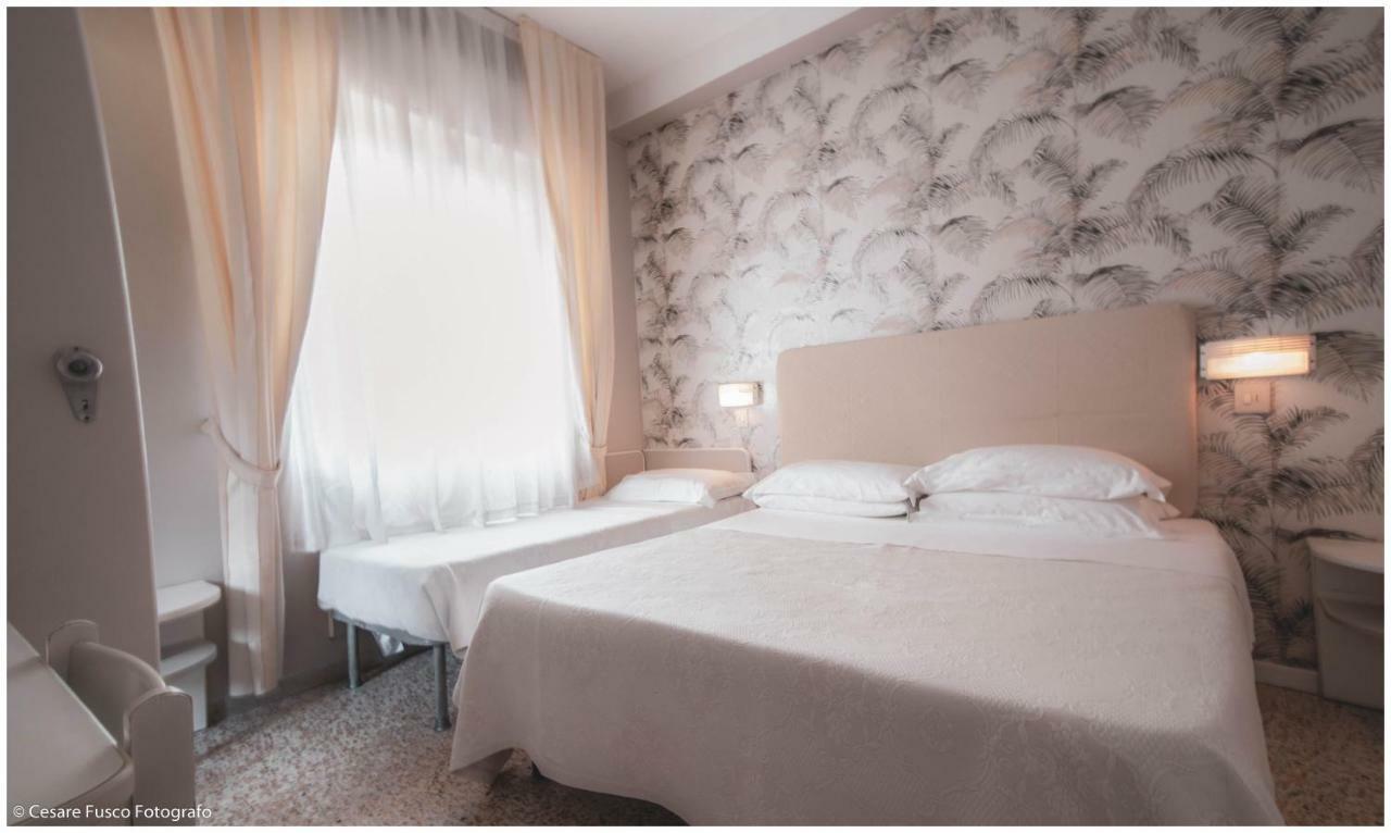 Hotel Maarea Milano Marittima Esterno foto